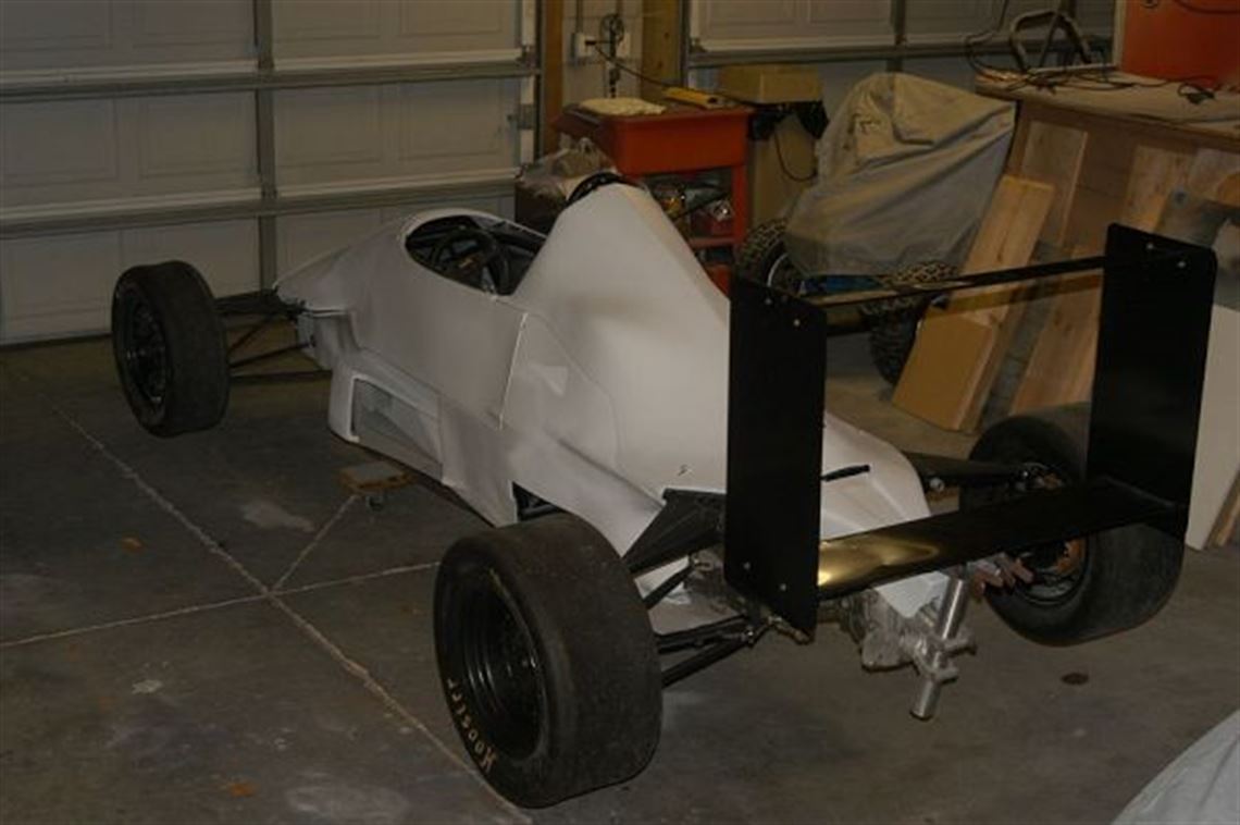 1988-van-diemen-rf88-fc-roller-with-motor-and