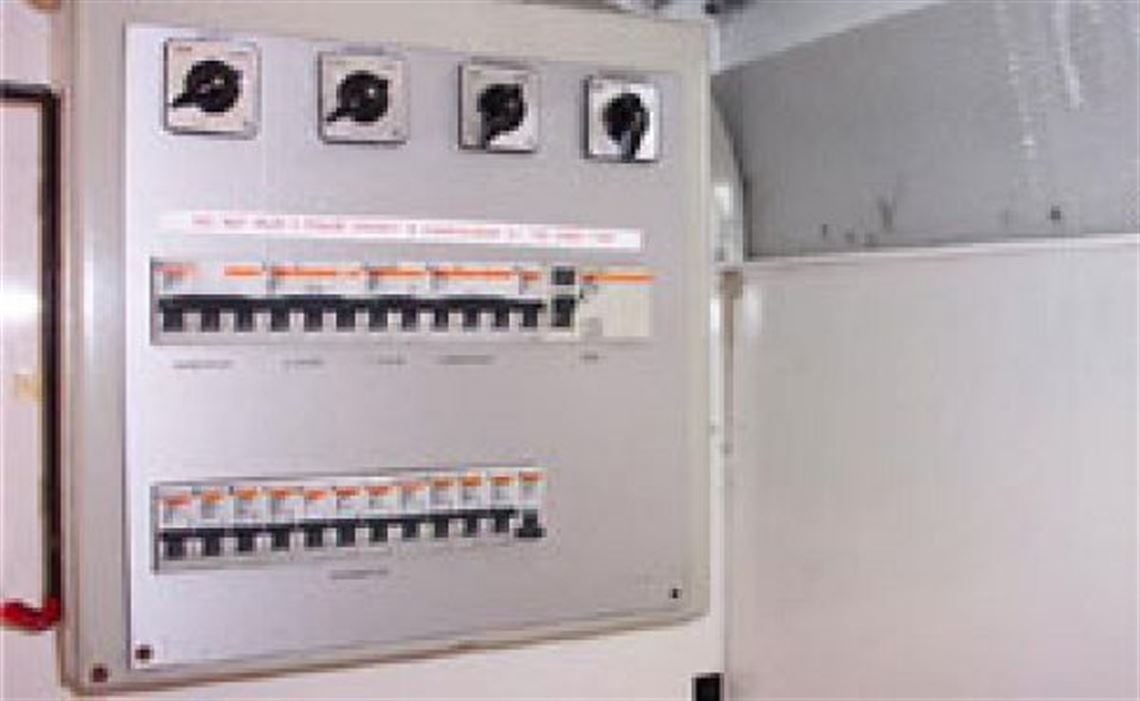 1991-arrows-f1-team-transporter