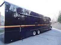 2014-volvo-show-hauler