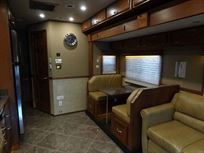 2014-volvo-show-hauler
