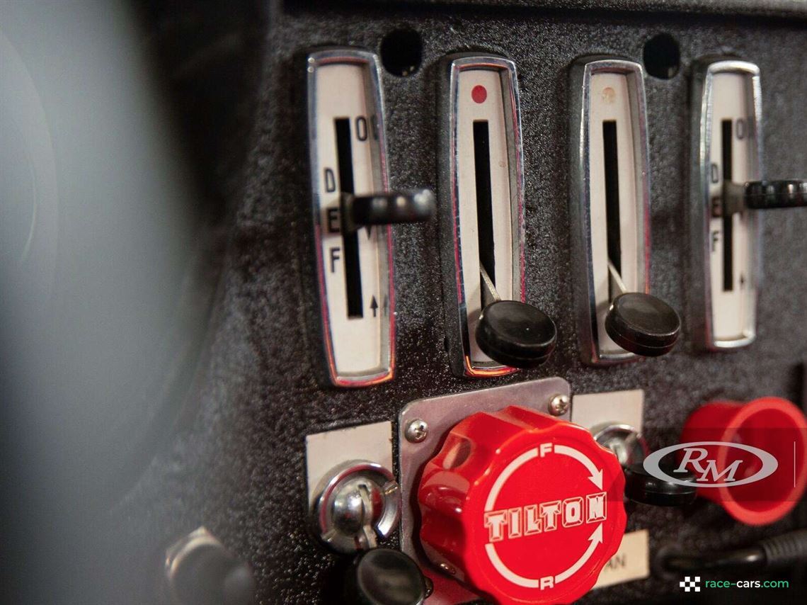 1973-ferrari-365-gtb4-daytona-berlinetta-comp