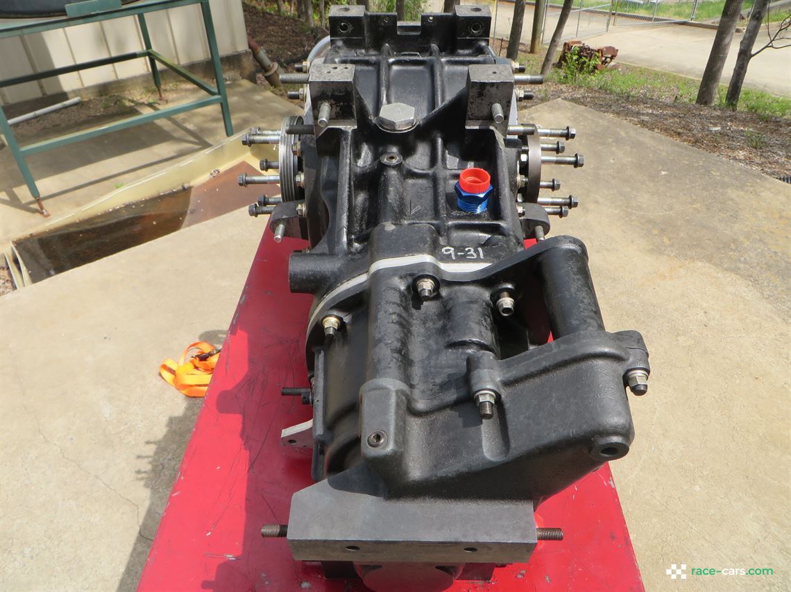hewland-dgb-gearbox
