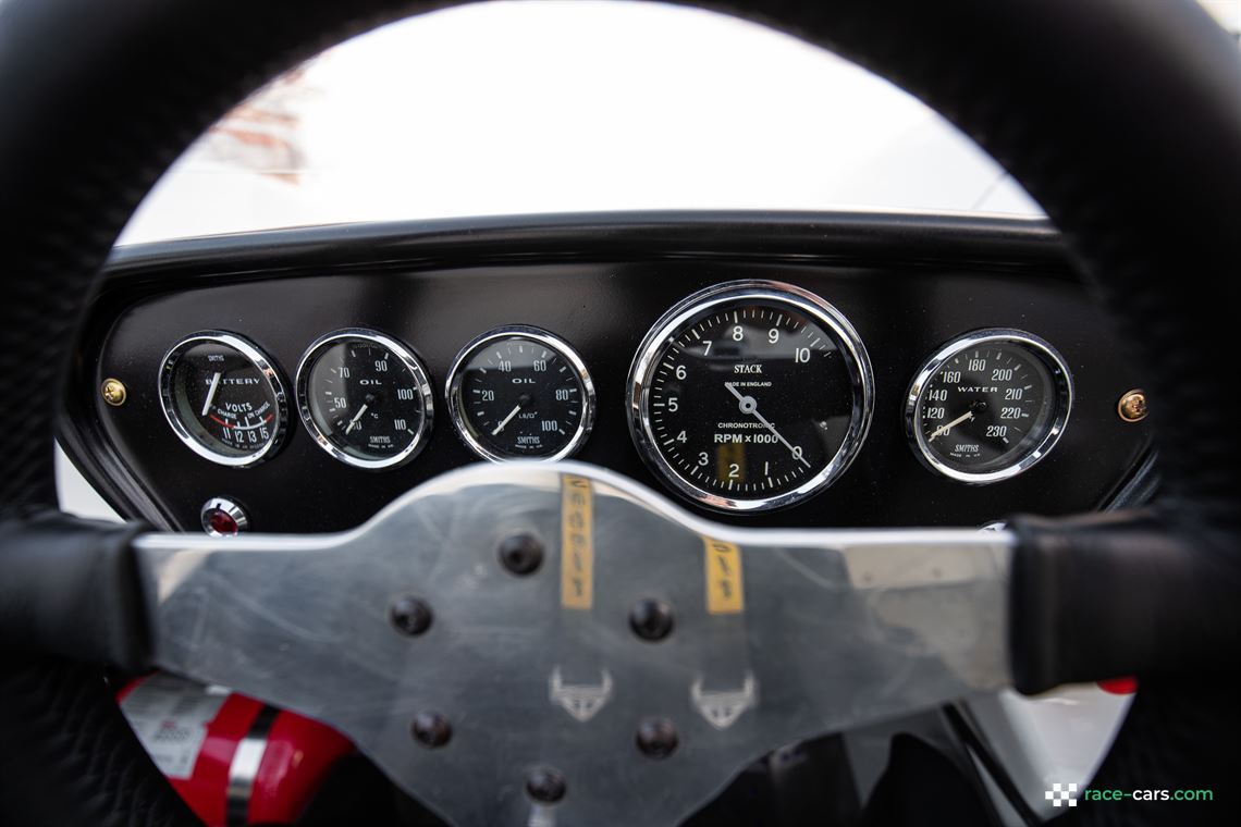 lola-t70-mk1