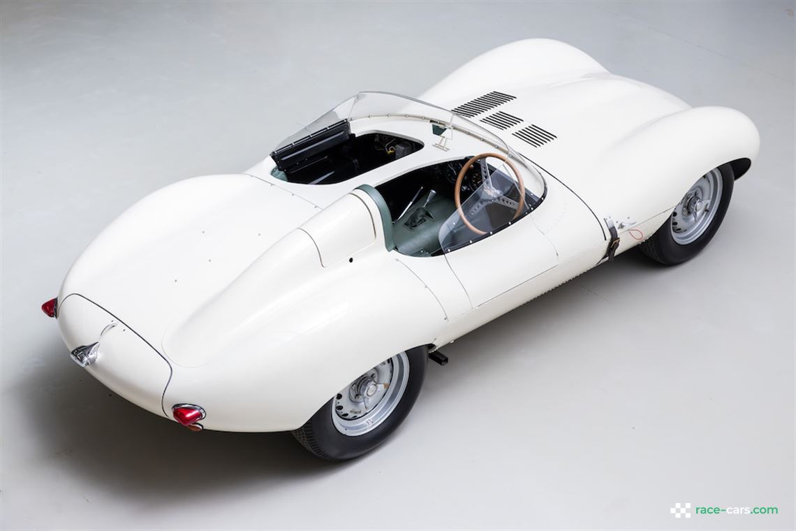 jaguar-d-type-fia-recreation-by-pearsons-engi