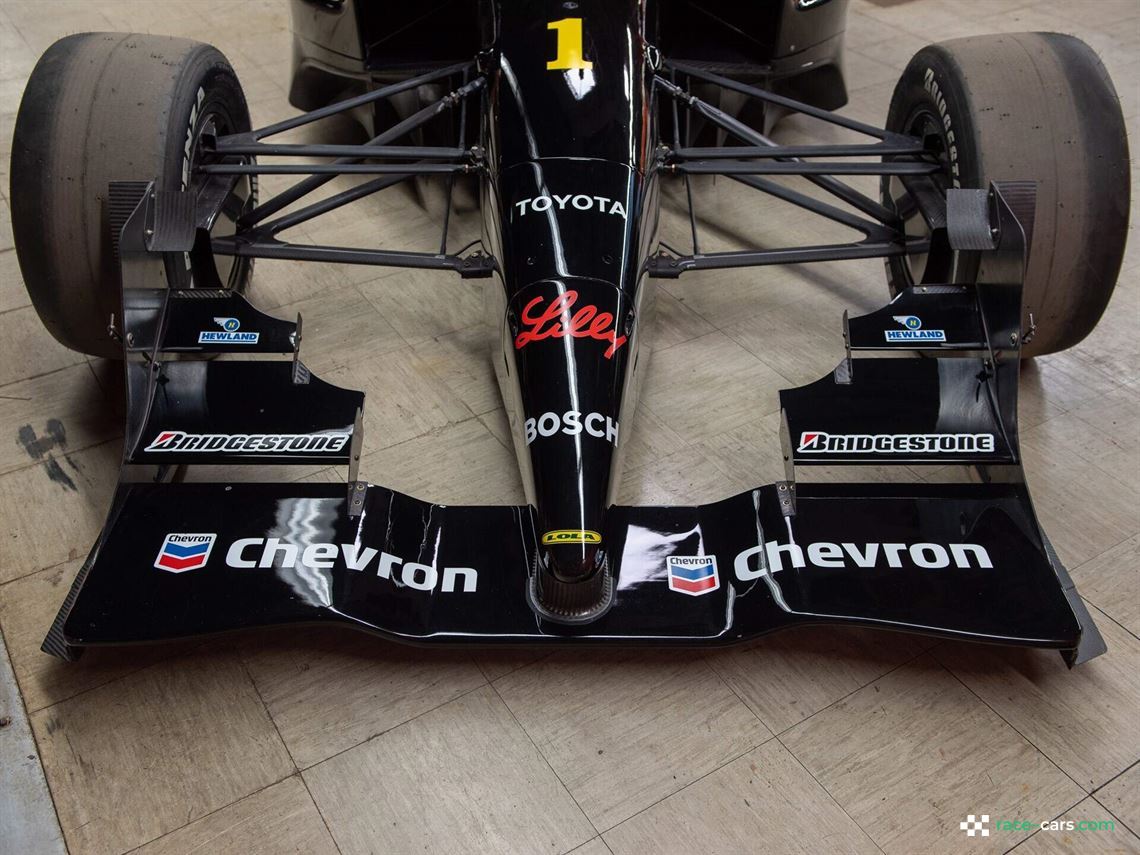 2002-lola-toyota-b0200