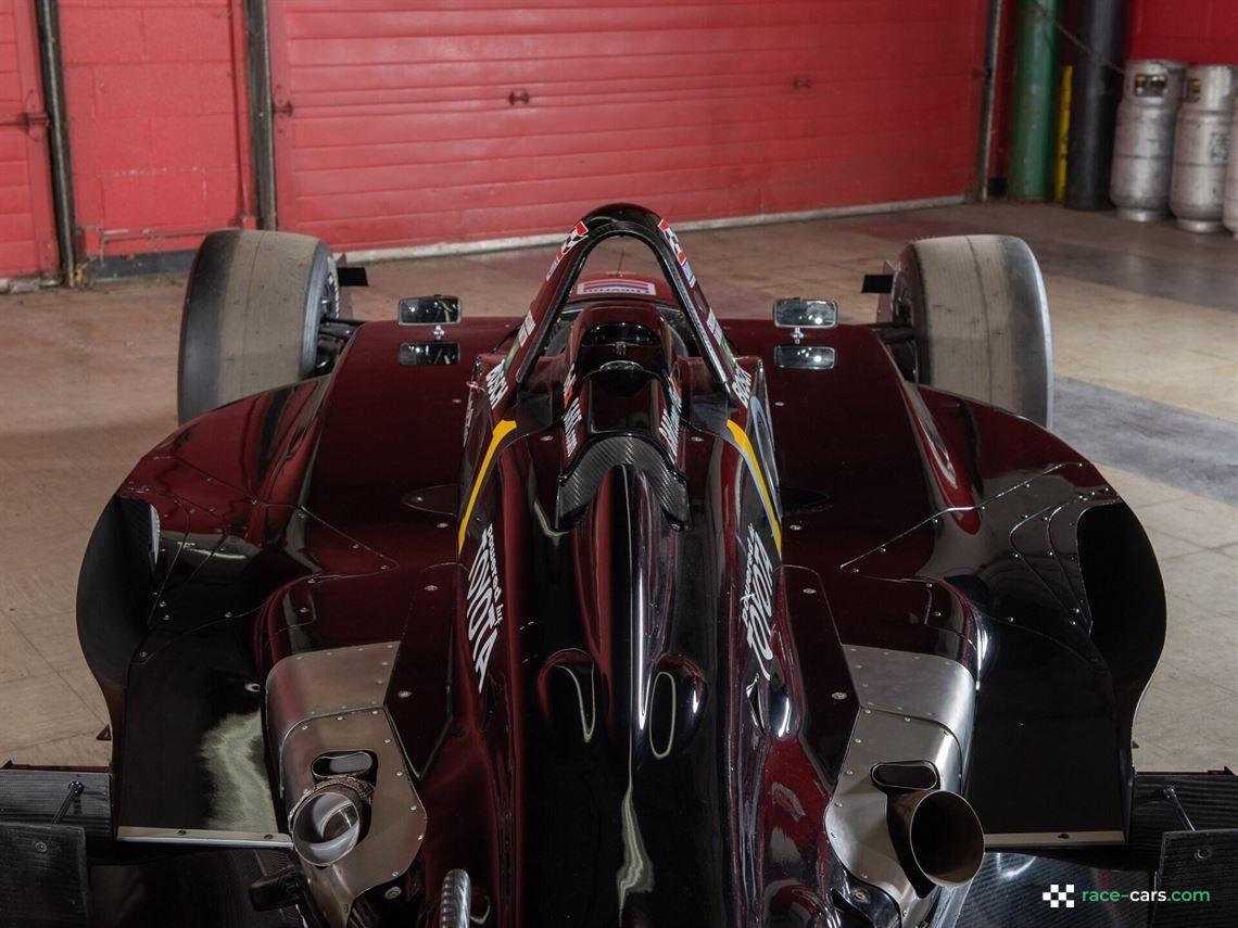 2002-lola-toyota-b0200