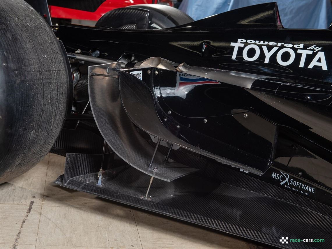 2002-lola-toyota-b0200