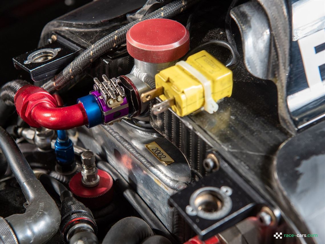 2002-lola-toyota-b0200