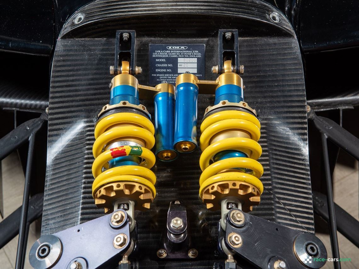 2002-lola-toyota-b0200