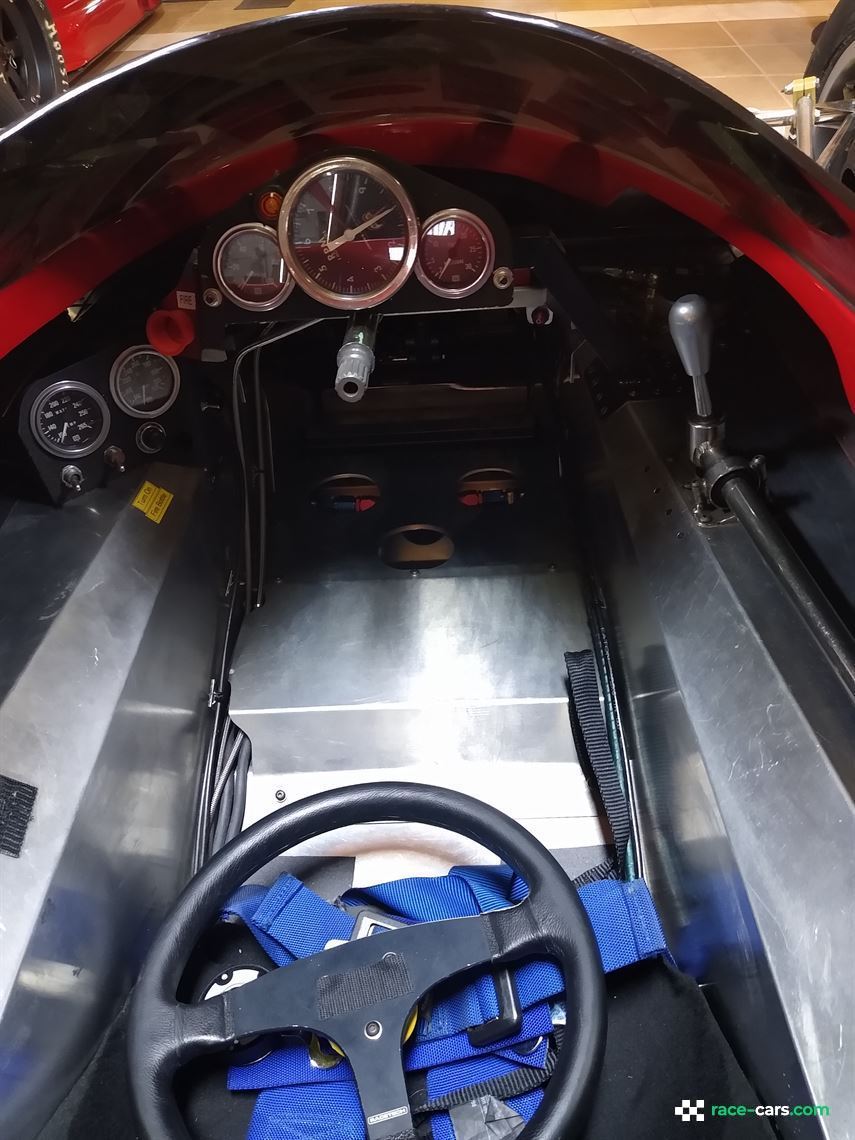lola-t192-formula-5000
