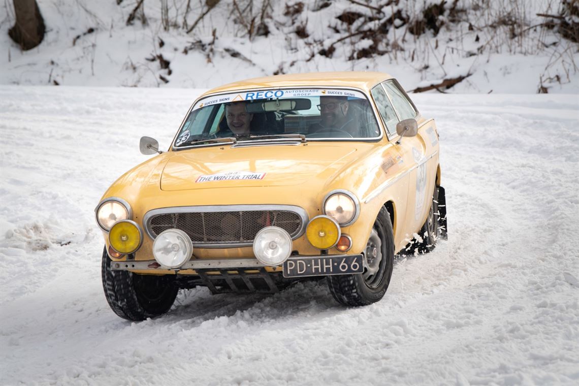 1973-volvo-p1800-es-rally-car