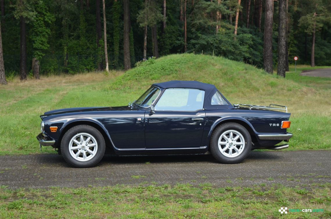 1969-triumph-tr6-pi