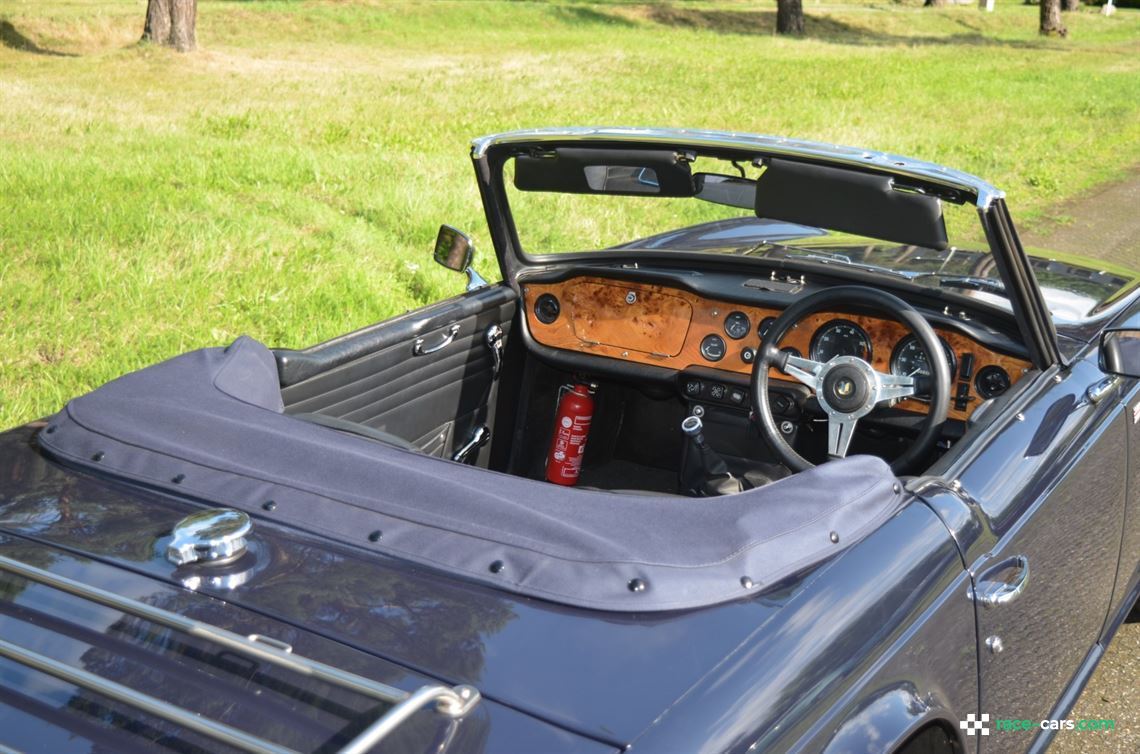 1969-triumph-tr6-pi