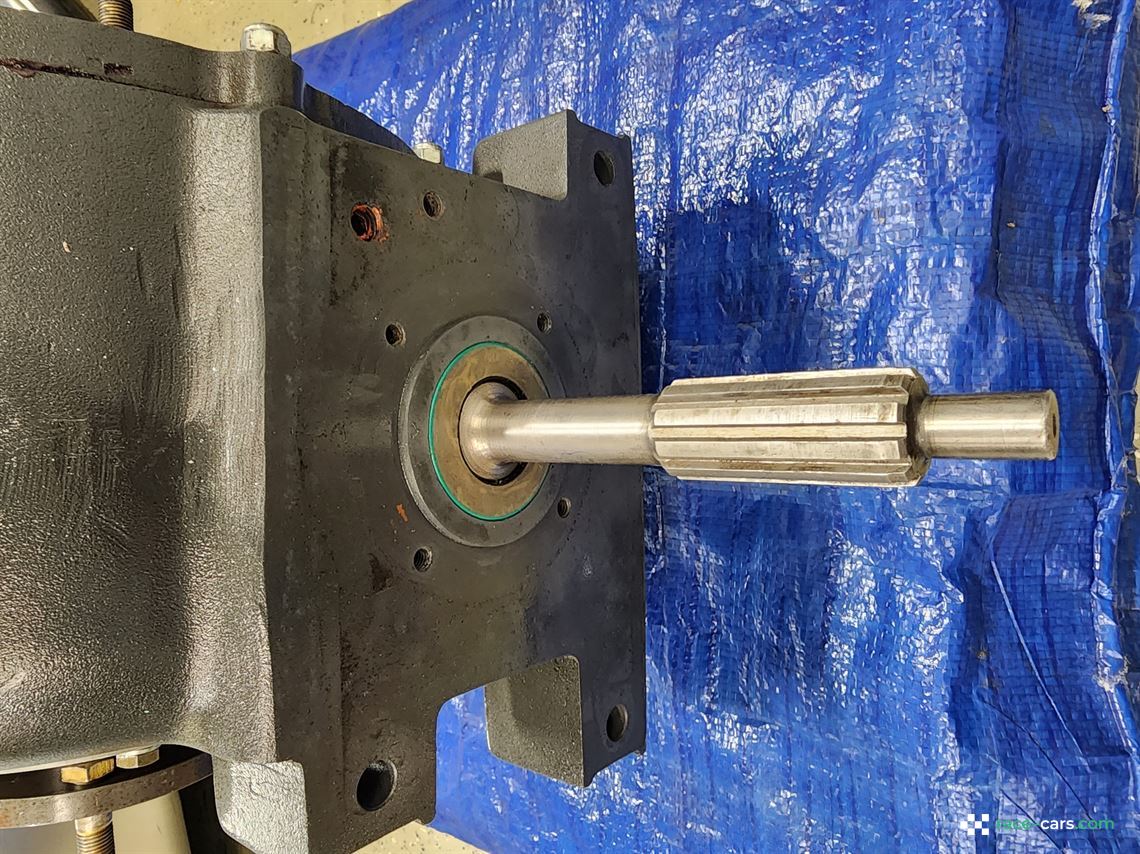 Huffaker gearbox / transaxle