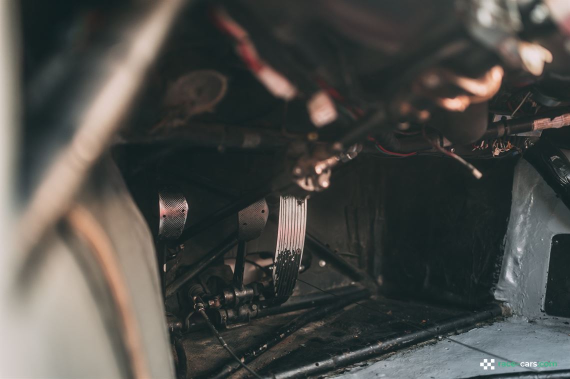 porsche-906-carrera-6