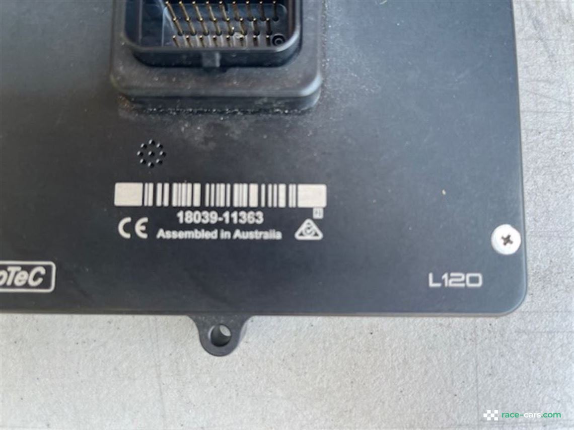 race-cars.com - Motec modules & pressure sensors