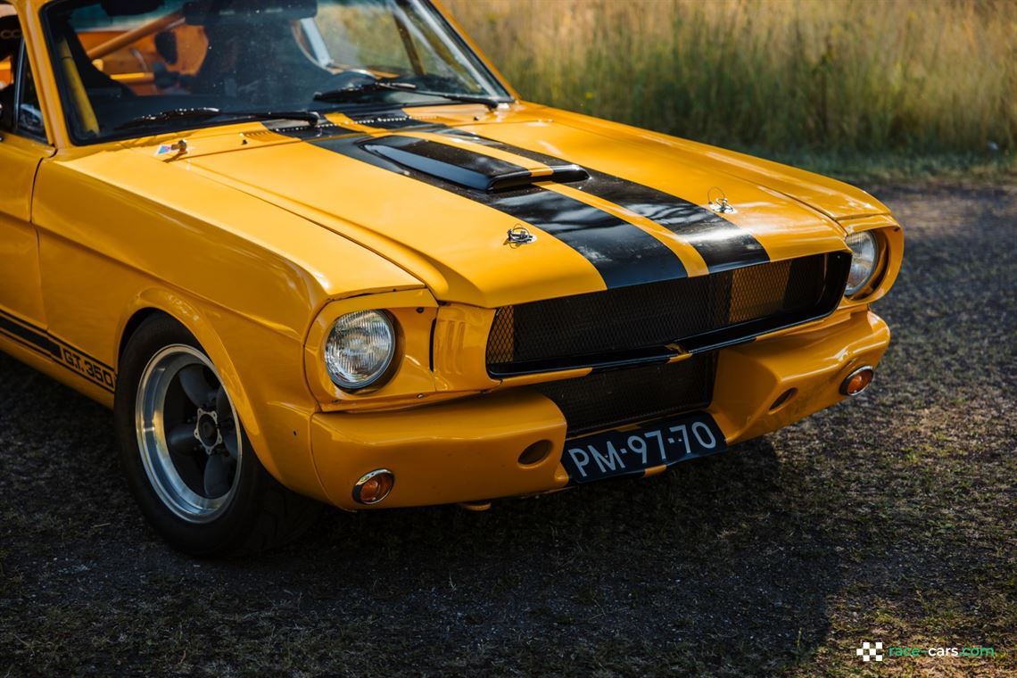 1965-ford-mustang-fastback-shelby