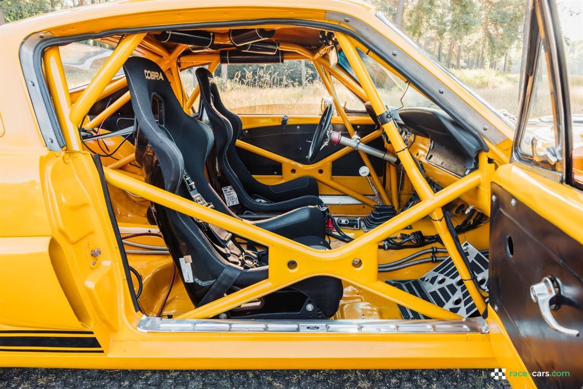 1965-ford-mustang-fastback-shelby