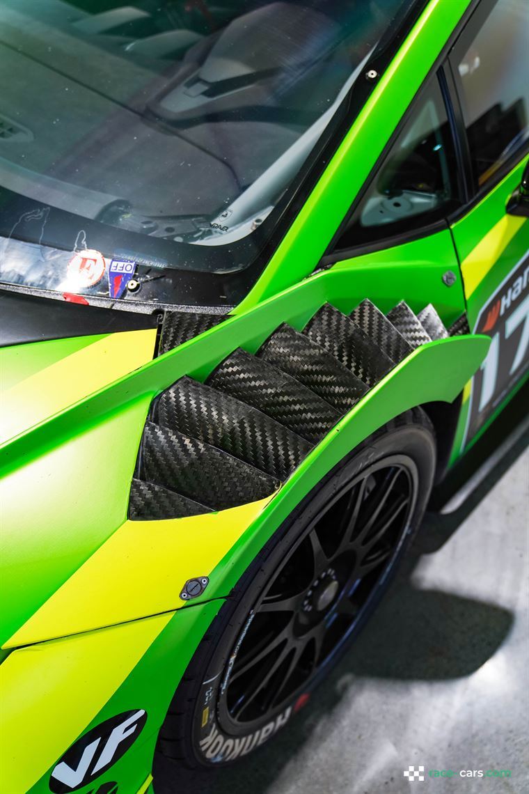lamborghini-huracan-super-trofeo-evo-2