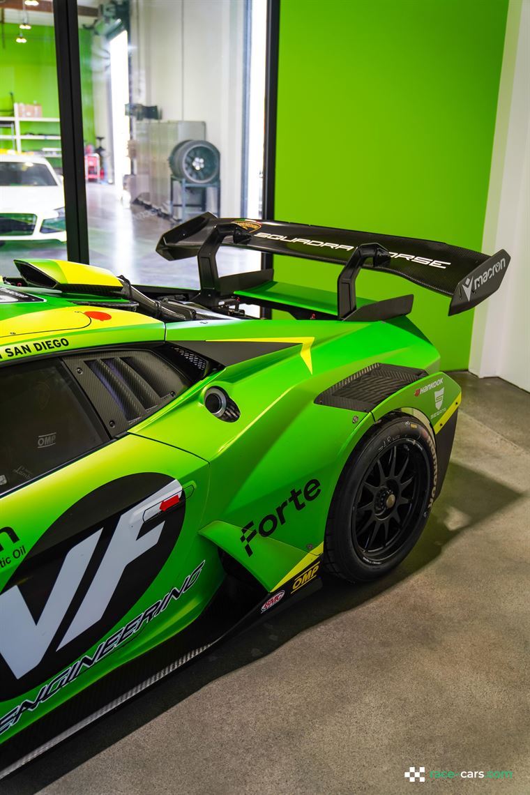 lamborghini-huracan-super-trofeo-evo-2