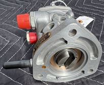 12-cylinder-8mm-lucas-fuel-injection-metering