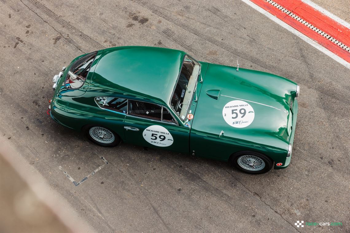 1954-aston-martin-db24