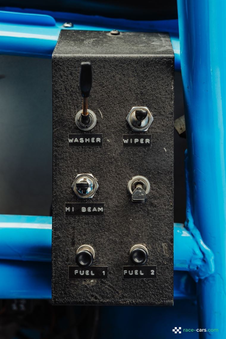 1965-mini-cooper-fia-rally-car