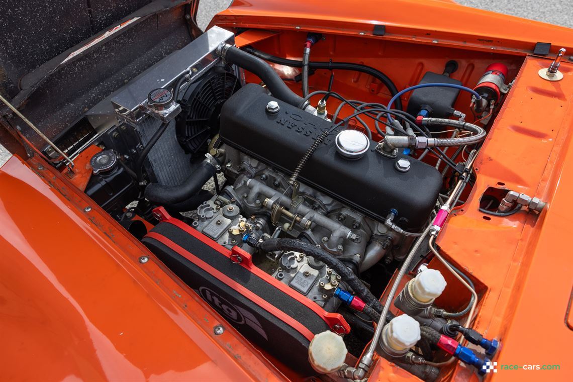 1969-datsun-2000-factory-lightweight-roadster