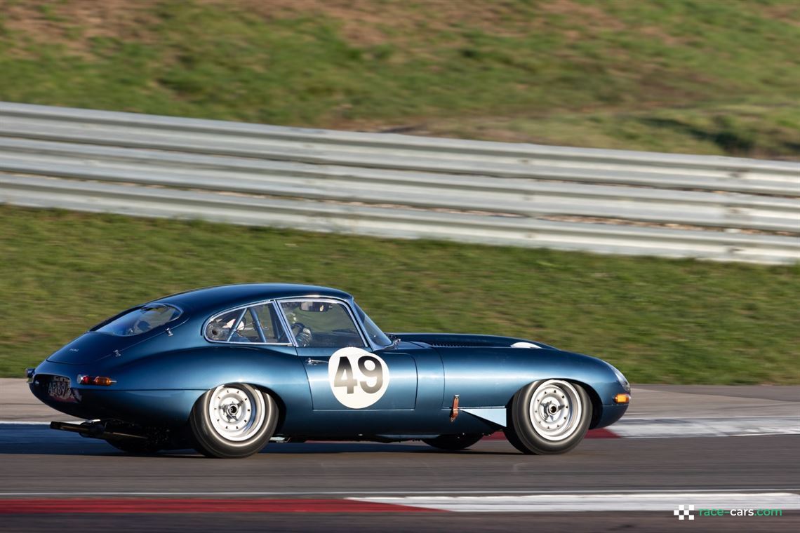 1963-jaguar-e-type-fhc-semi-lightweight