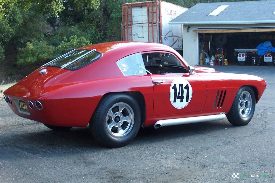 vintage-racing---victress-c2-coupe-1957