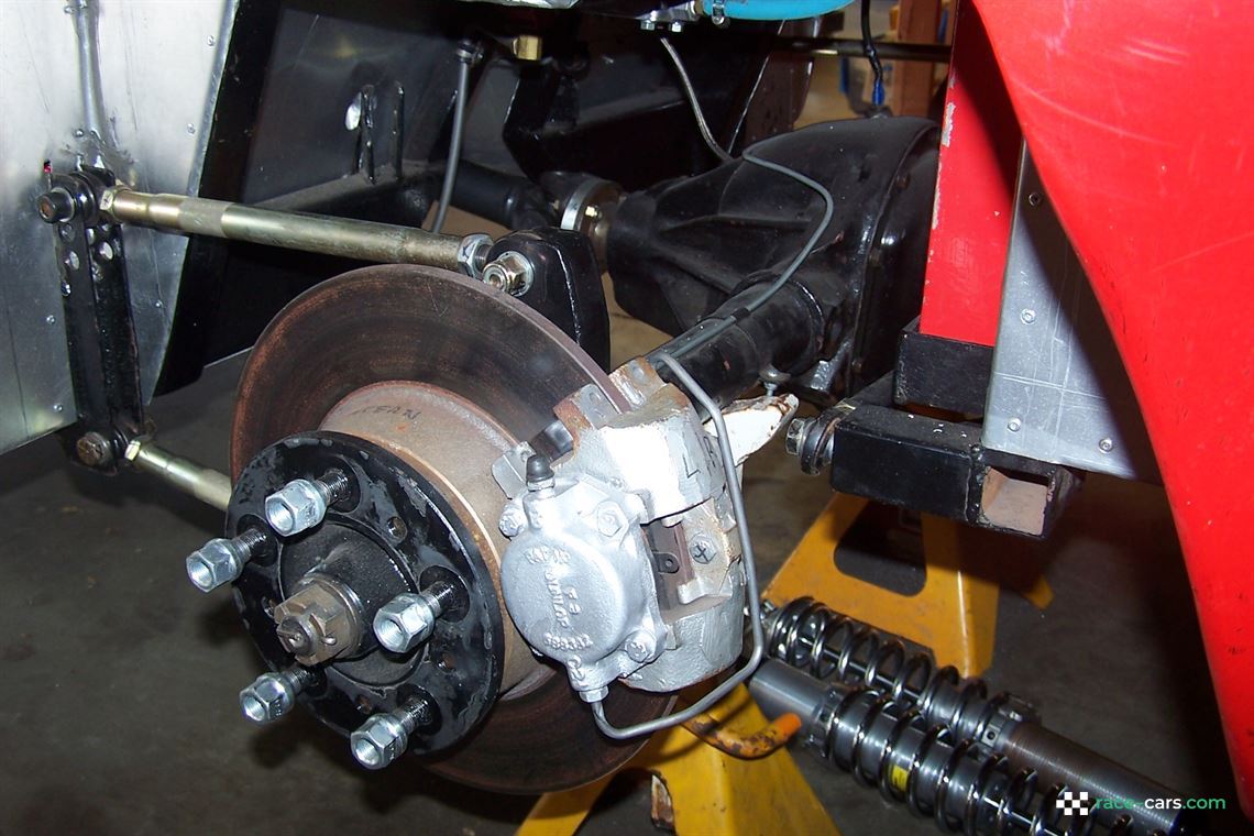 vintage-racing---victress-c2-coupe-1957