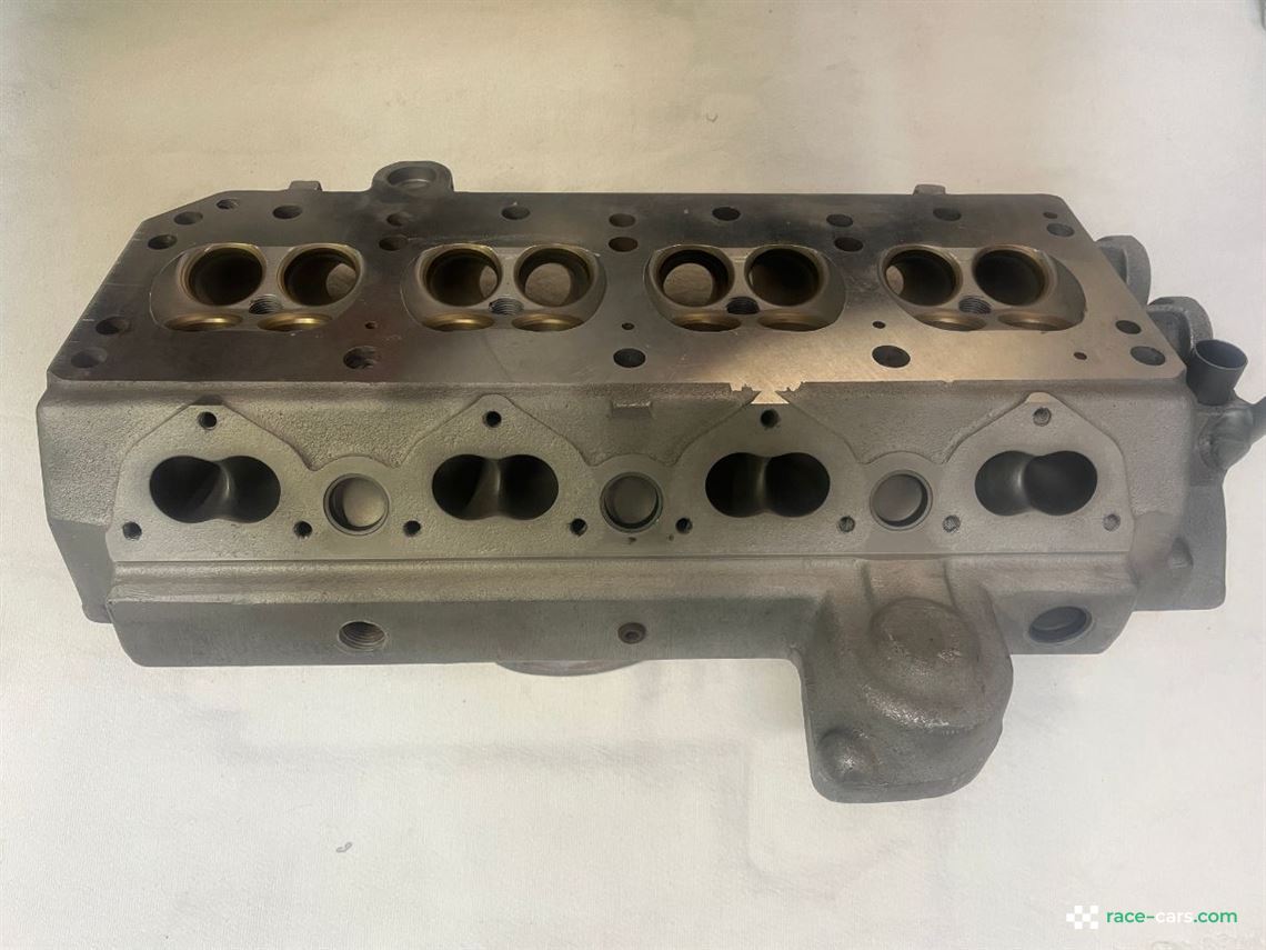 cosworth-bd-cylinder-head-for-bdh