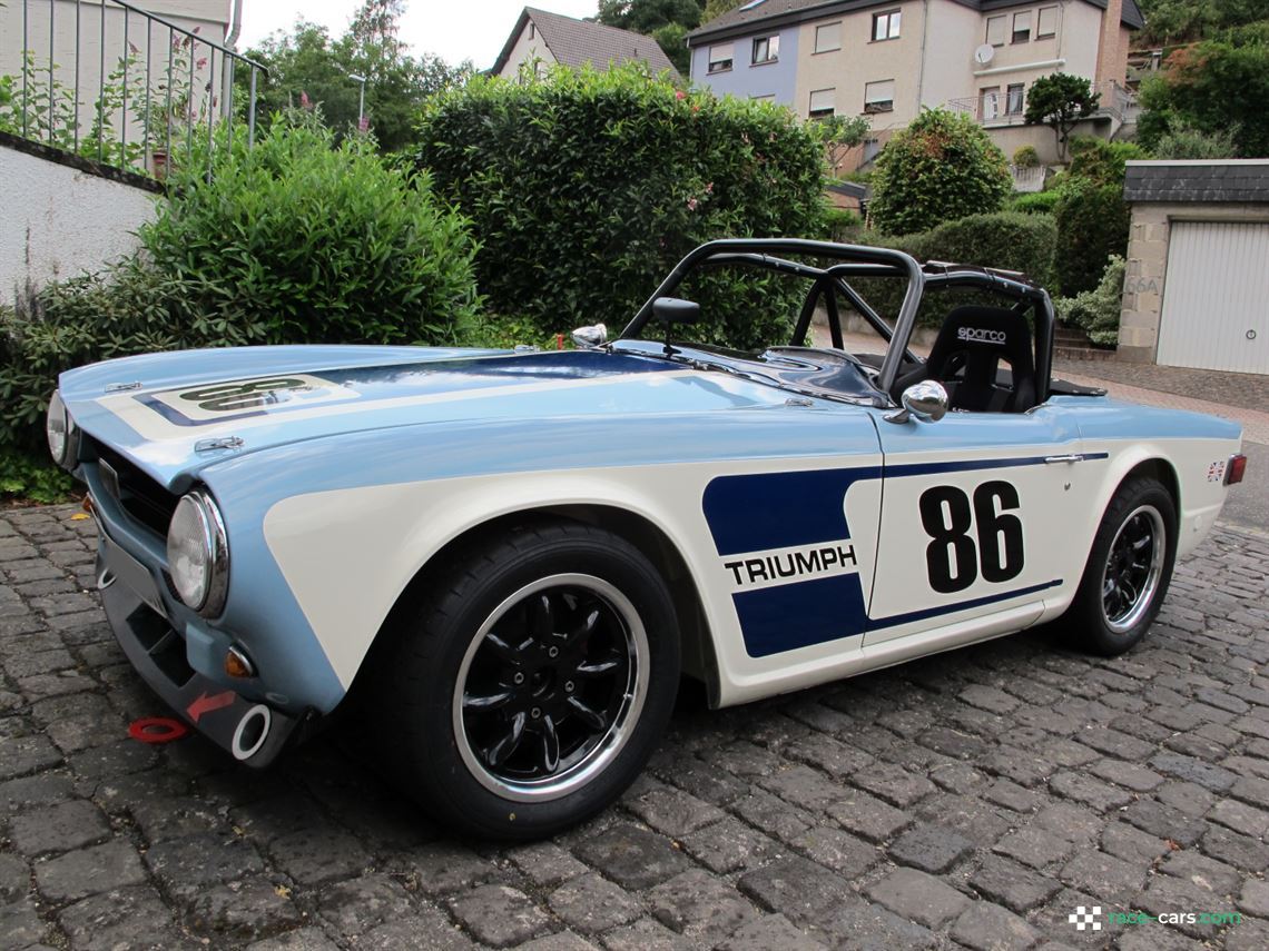 kas-kastner-inspired-triumph-tr6