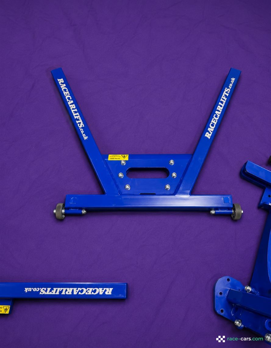 formula-car-quick-lift