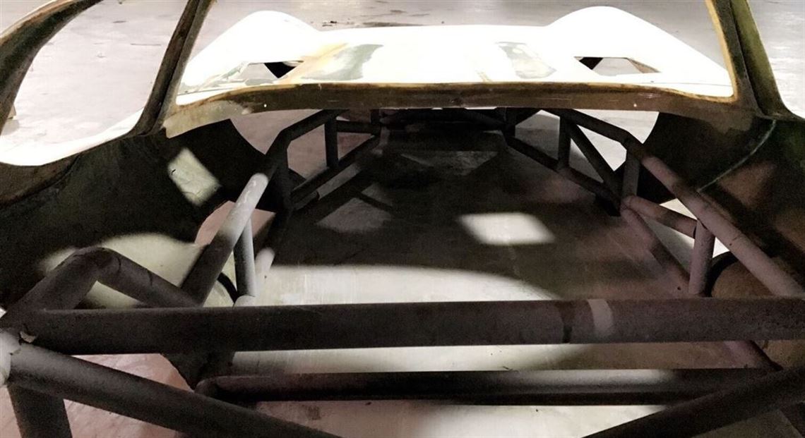 original-196667-fibreglass-trends-cheetah-gtr