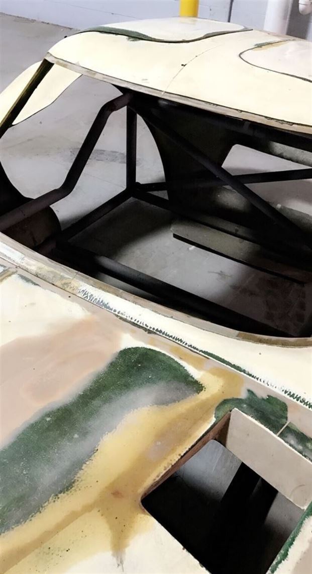 original-196667-fibreglass-trends-cheetah-gtr