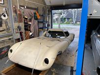 original-196667-fibreglass-trends-cheetah-gtr