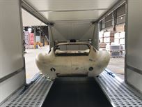 original-196667-fibreglass-trends-cheetah-gtr