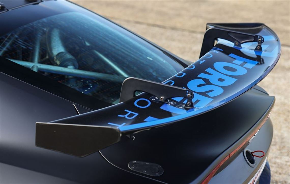 2022-aston-martin-vantage-amr-gt4