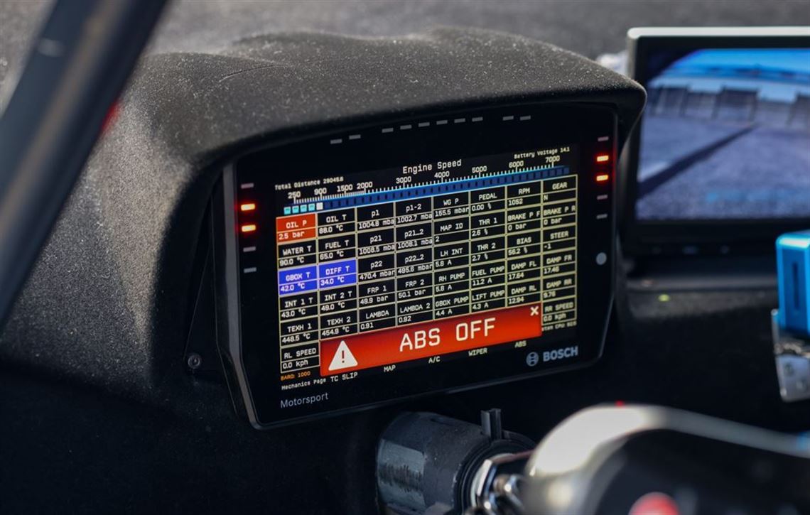 2022-aston-martin-vantage-amr-gt4