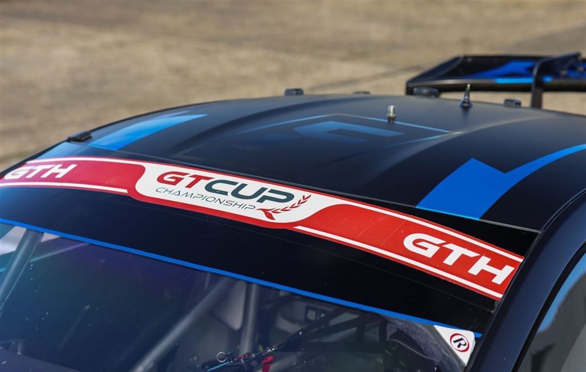 2022-aston-martin-vantage-amr-gt4