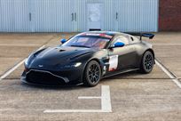 2022-aston-martin-vantage-amr-gt4