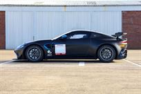 2022-aston-martin-vantage-amr-gt4
