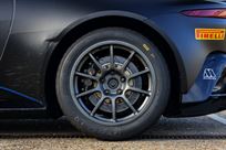 2022-aston-martin-vantage-amr-gt4