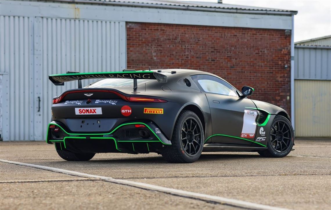 2021-aston-martin-vantage-amr-gt4