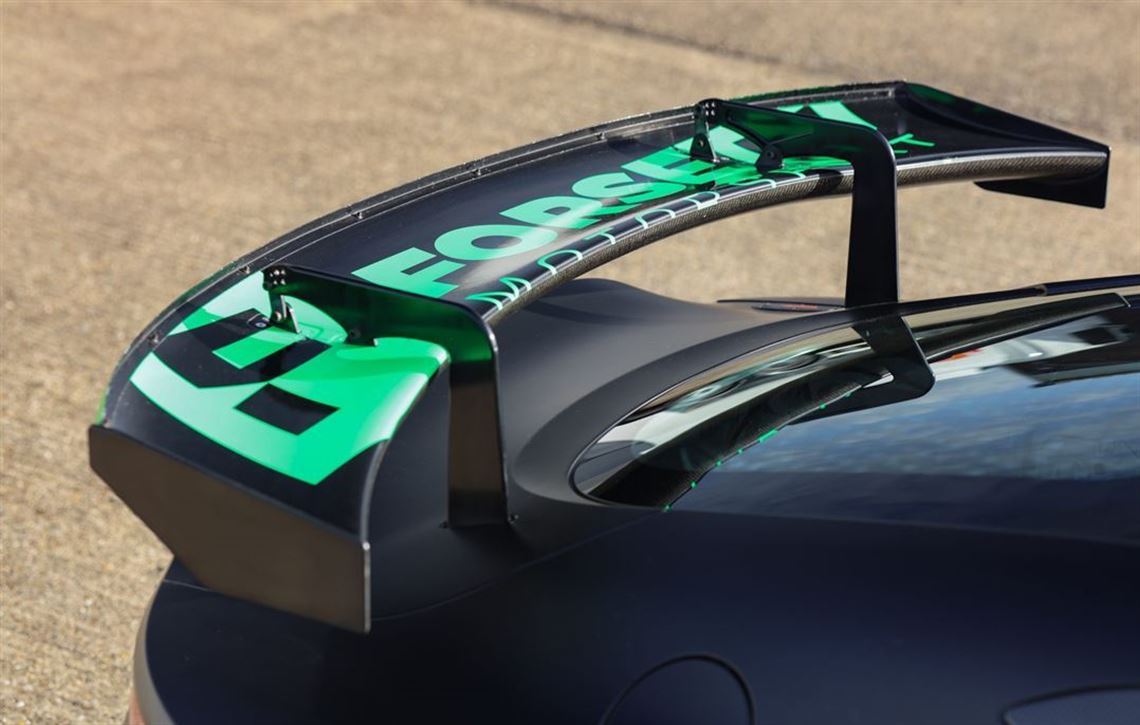 2021-aston-martin-vantage-amr-gt4