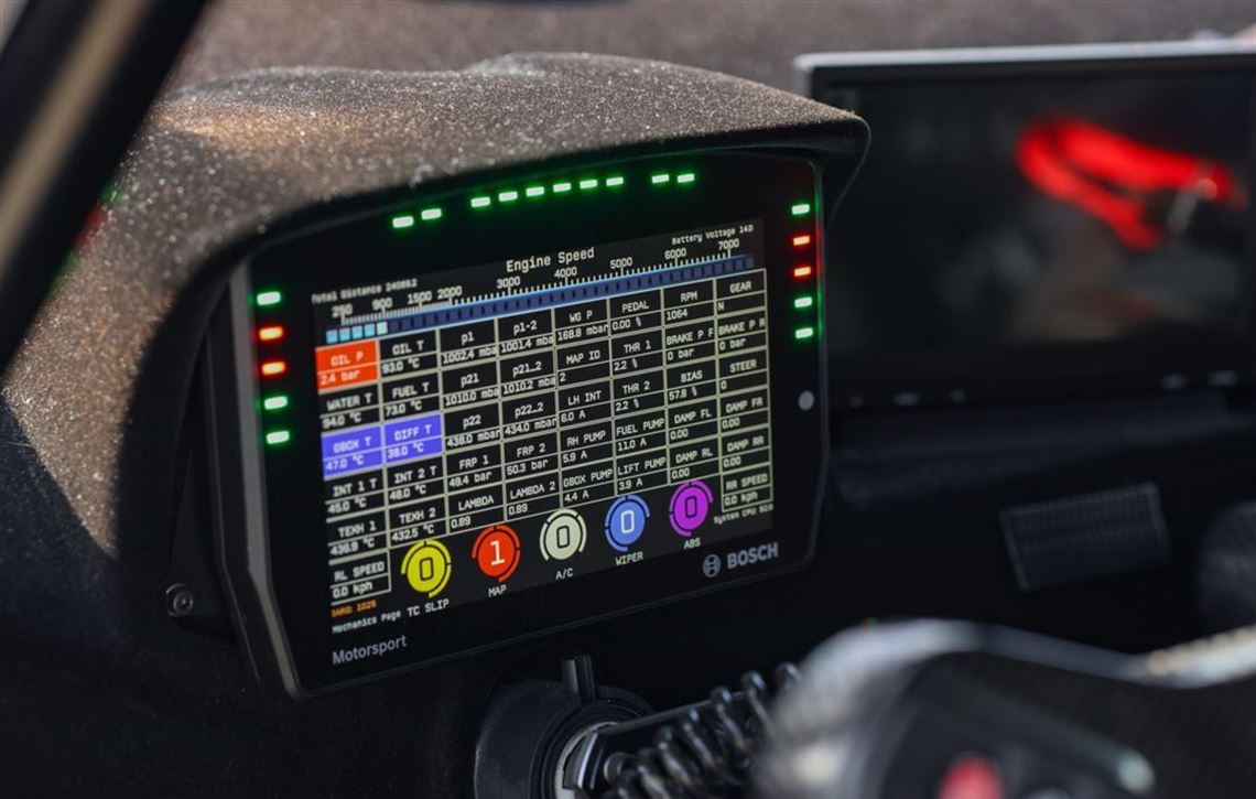 2021-aston-martin-vantage-amr-gt4