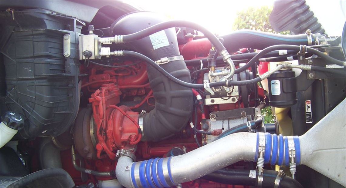 haulmark-two-car-motor-garage-2014-freigthlin