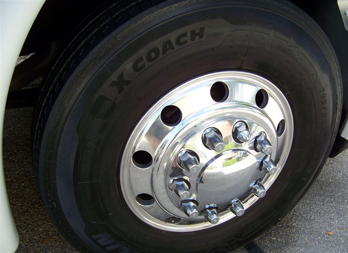 haulmark-two-car-motor-garage-2014-freigthlin