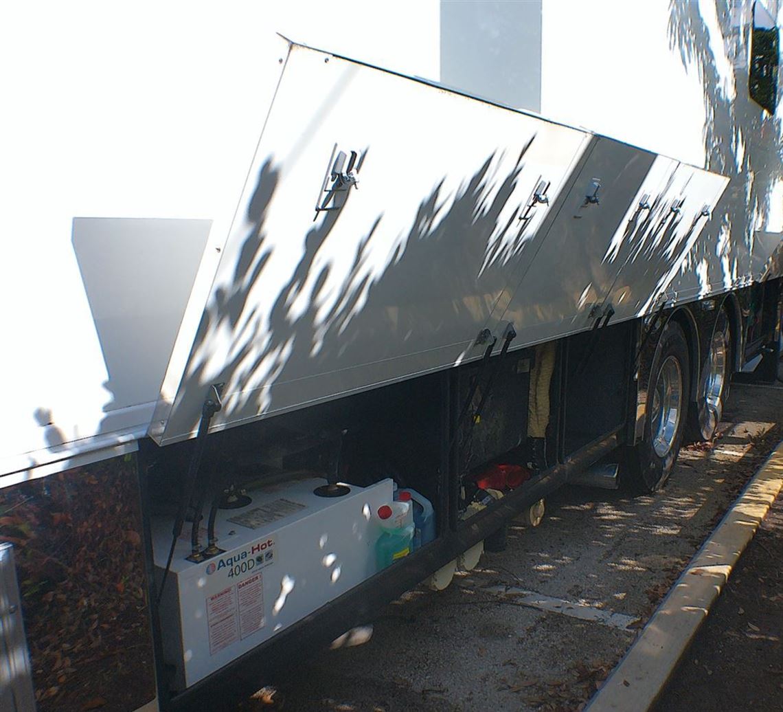 haulmark-two-car-motor-garage-2014-freigthlin